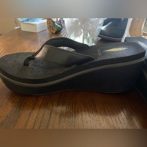 Wedge Slip on thong sandals